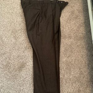 Austin Reed dress pants in dark brown. Waist 36 length 41